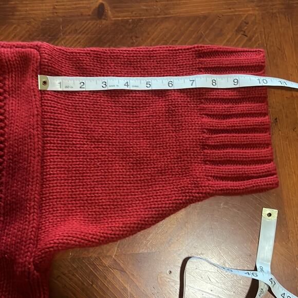 a.n.a. Size Small Dark Red Short Sleeve Sweater V-Neck Pullover - Picture 10 of 11